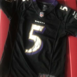 2 🏈🏈 NFL RAVENS JERSEYS-YOUTH